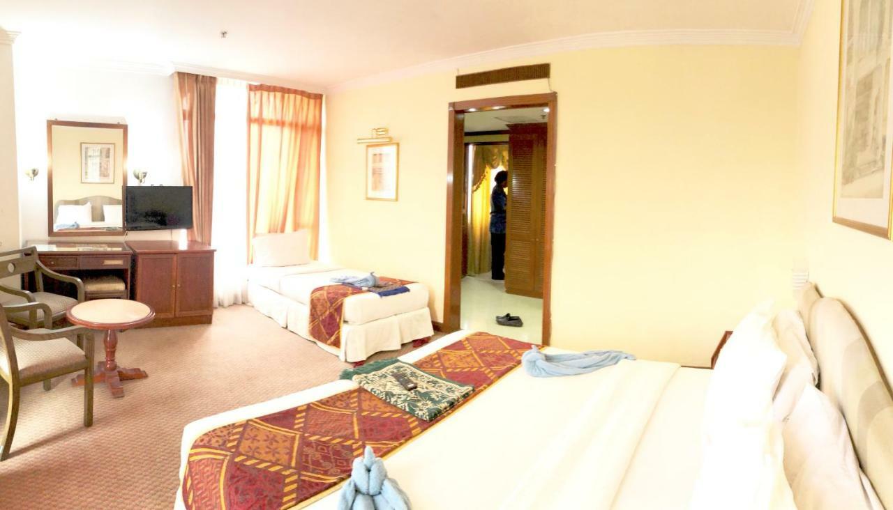 Hotel Adamson Park Kuala Lumpur Esterno foto